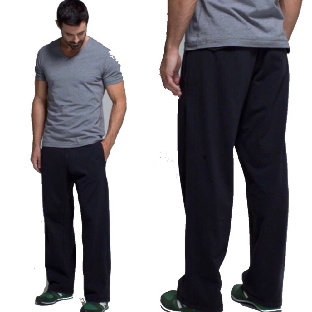 Lululemon Kung Fu Black Sweatpants Size Medium
